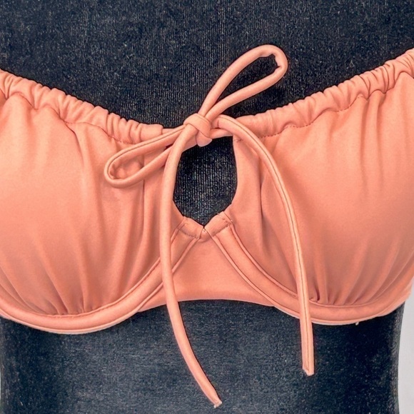 Shade & Shore Women’s Bikini Top String Bikini Padded Top size-34B NWT - Picture 4 of 10